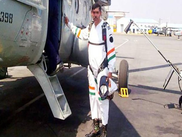 delhi-group-captain-of-air-force-trapped-in-honeytrap-trap-secret-document-sent-to-isi-news-in-hindi-228150