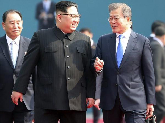 उत्तर कोरिया और दक्षिण कोरिया के बीच ऐतिहासिक शिखर वार्ता