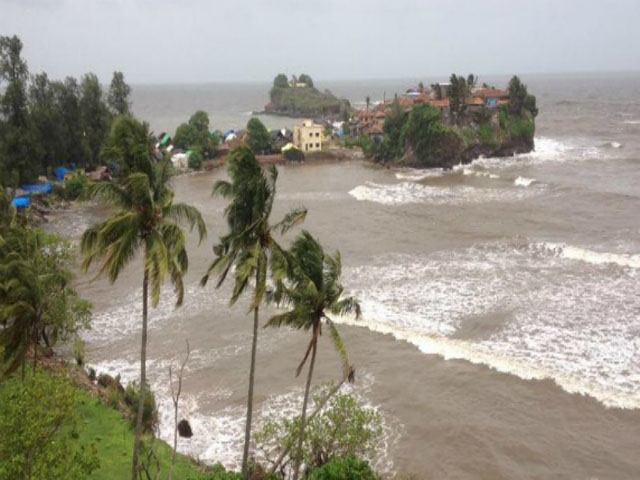 5 राज्यों समेत लक्षद्वीप में चक्रवाती तूफान सागर का खतरा, 7 राज्यों में 3 दिन में तेज आंधी का अलर्ट