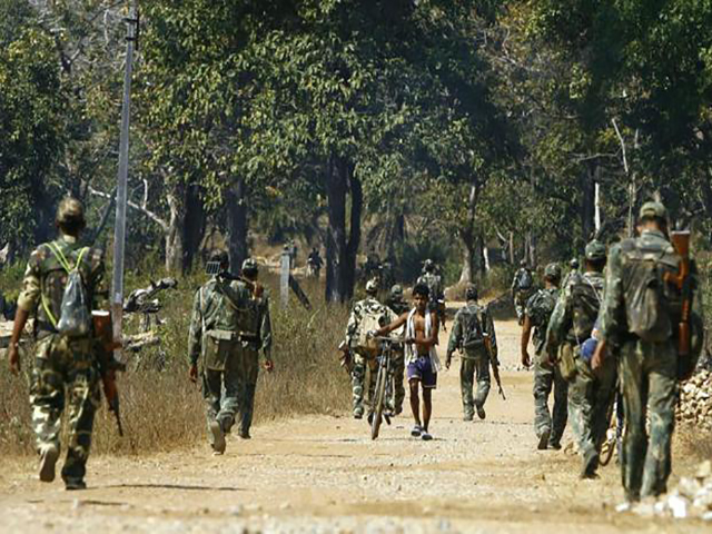 झारखंड: नक्सली हमले में सशस्त्र बल के 6 जवान शहीद, 5 घायल