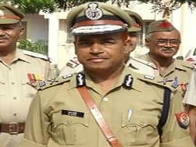 पुलिस महानिदेशक (तकनीकी) महेंद्र मोदी