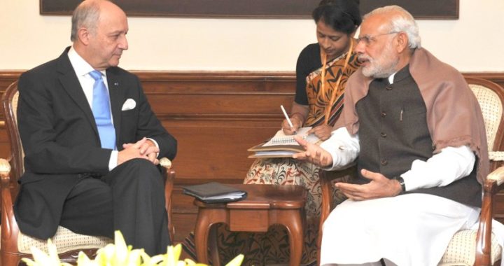 राफेल विवाद के बीच आज PM मोदी से मिलेंगे फ्रांस के विदेश मंत्री