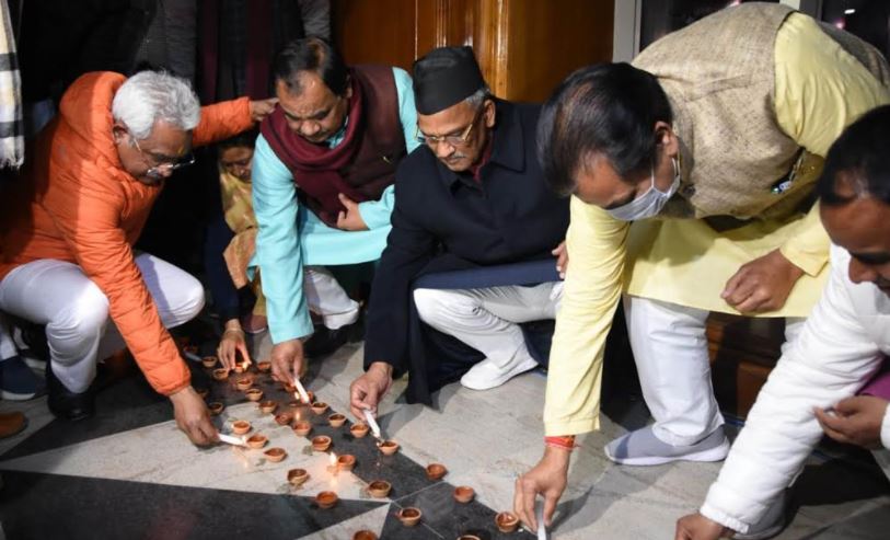 5215f8b3c27068d4721515165cf3fbb4