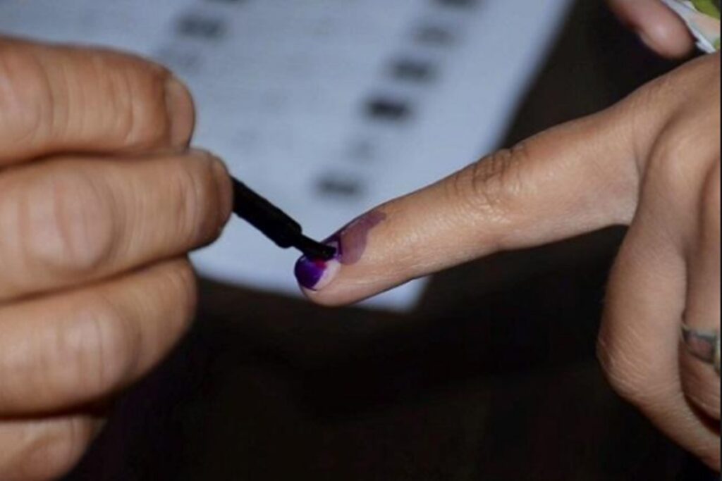 polling-booth_1555303063