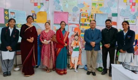 हर्षोल्लास से मनाया गया एसजीआरआर शिक्षा मिशन का स्थापना दिवस, भारतीय साहित्य की झलक विषय पर आयोजित प्रदर्शनी रही आकर्षण का केन्द्र