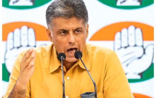 ‘कोई भी वकील नहीं दे सकता मंत्री को बर्खास्त करने की सलाह’- तमिलनाडु के राज्यपाल पर बरसे कांग्रेस नेता