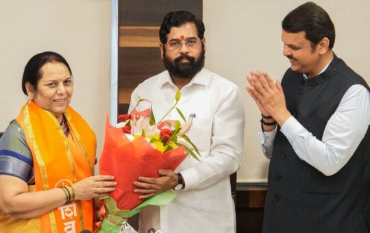 महाराष्ट्र: एकनाथ शिंदे ने नीलम गोरे को बनाया शिवसेना का ‘नेता’, पार्टी अध्यक्ष के बाद सबसे बड़ा पद