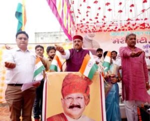 f761e328-e41d-4149-b87c-4afe05cf59ea