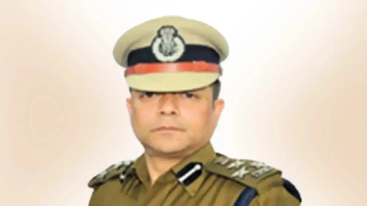 IPS अनुराग कुमार बने दिल्ली के नए पुलिस आयुक्त, केंद्र सरकार ने सतीश गोलचा की जगह सौंपी कमान
