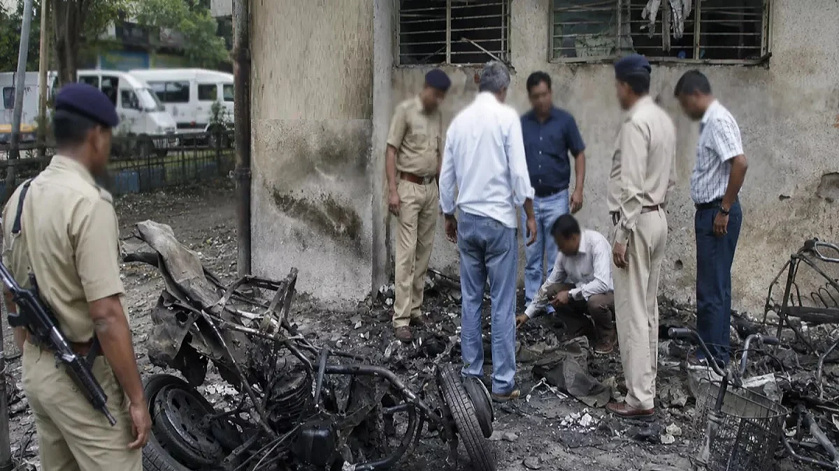 अहमदाबाद सीरियल ब्लास्ट केस में गुजरात हाईकोर्ट का बड़ा फैसला, 38 दोषियों की फांसी और 11 की उम्रकैद की सजा बरकरार