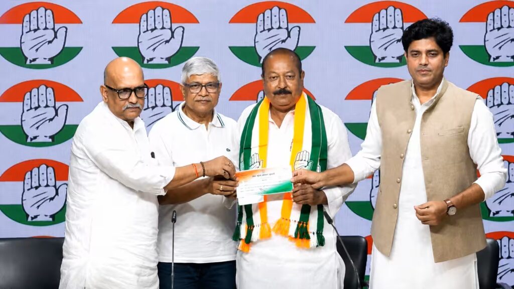 asim-waqar-joins-congress
